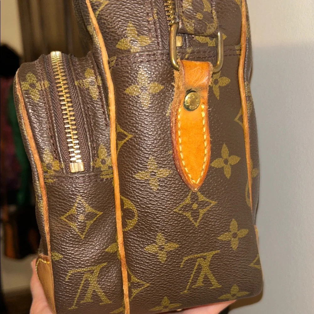 Louis Vuitton Monogram Brown Reporter Bag - Picture 5 of 16